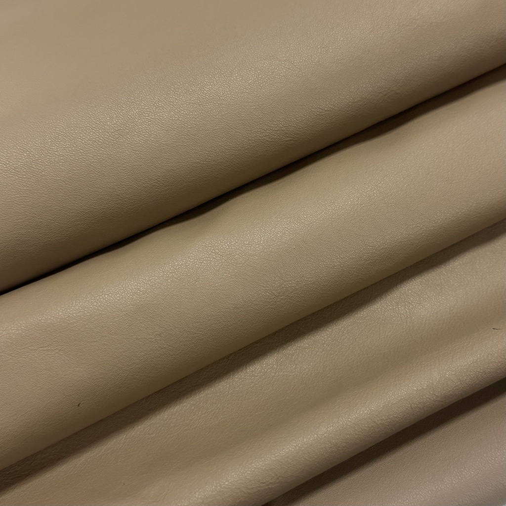 Cow leather, taupe.